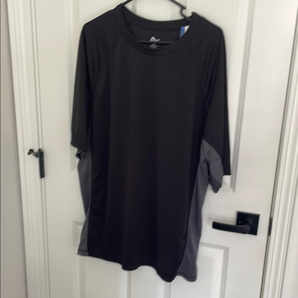 Kanu Surf Men's Black and Gray Athletic Shirt